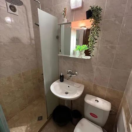 Kamarashki Apartment